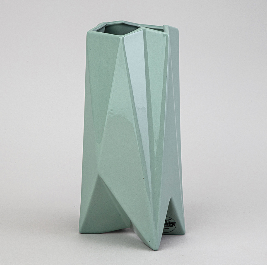 Ваза 10,5*8*24см цв.мятный 374-136