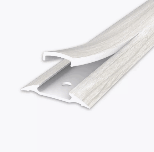 Порог с монтажным каналом 36мм 1,6 Клен белый 267