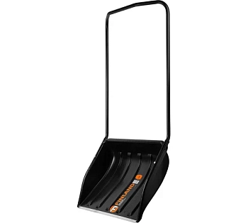 Скрепер FINLAND для уборки снега 700х540х1370 мм 1539