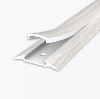 Порог с монтажным каналом 36мм 1,6 Клен белый 267