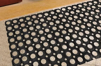 Коврик ячеистый грязесборный 50*100*1,6см 